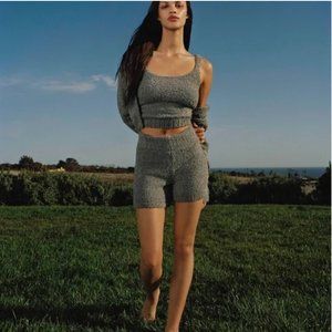 NWT SKIMS Cozy Knit Tank in Smoke Size L/XL